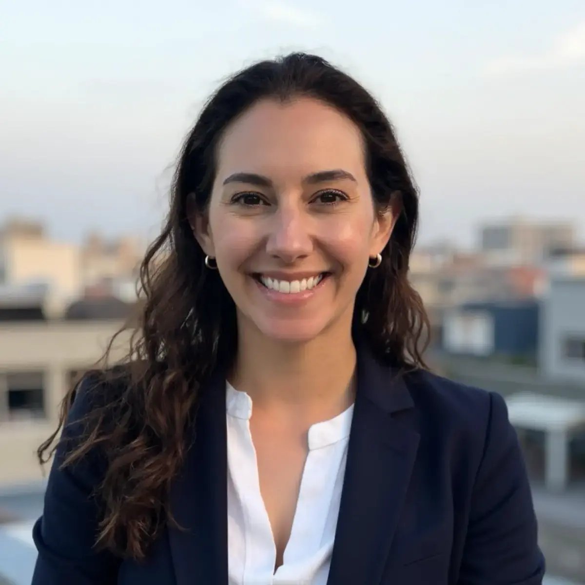 Erin_square_1200x1200